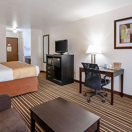 Quality Inn Dodge City Eksteriør bilde