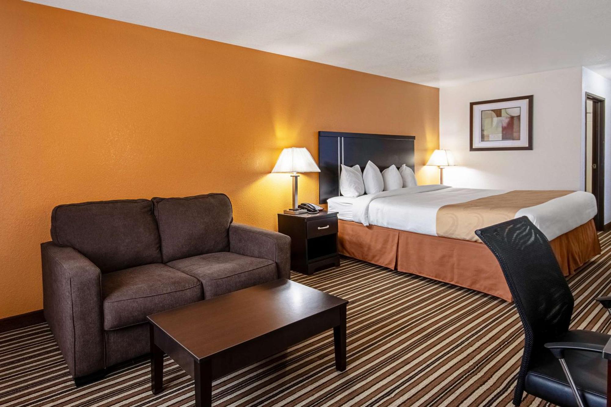 Quality Inn Dodge City Eksteriør bilde