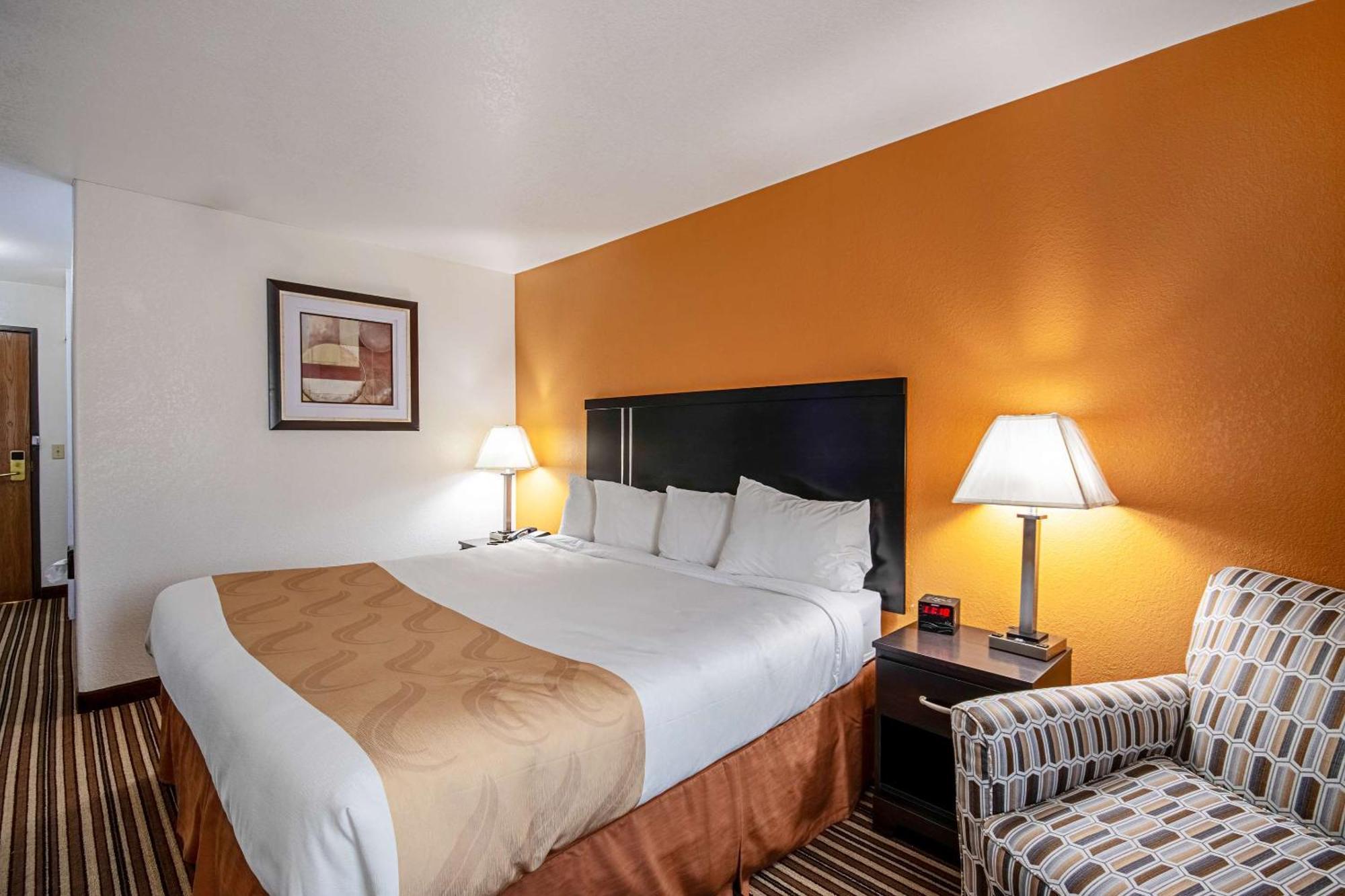 Quality Inn Dodge City Eksteriør bilde