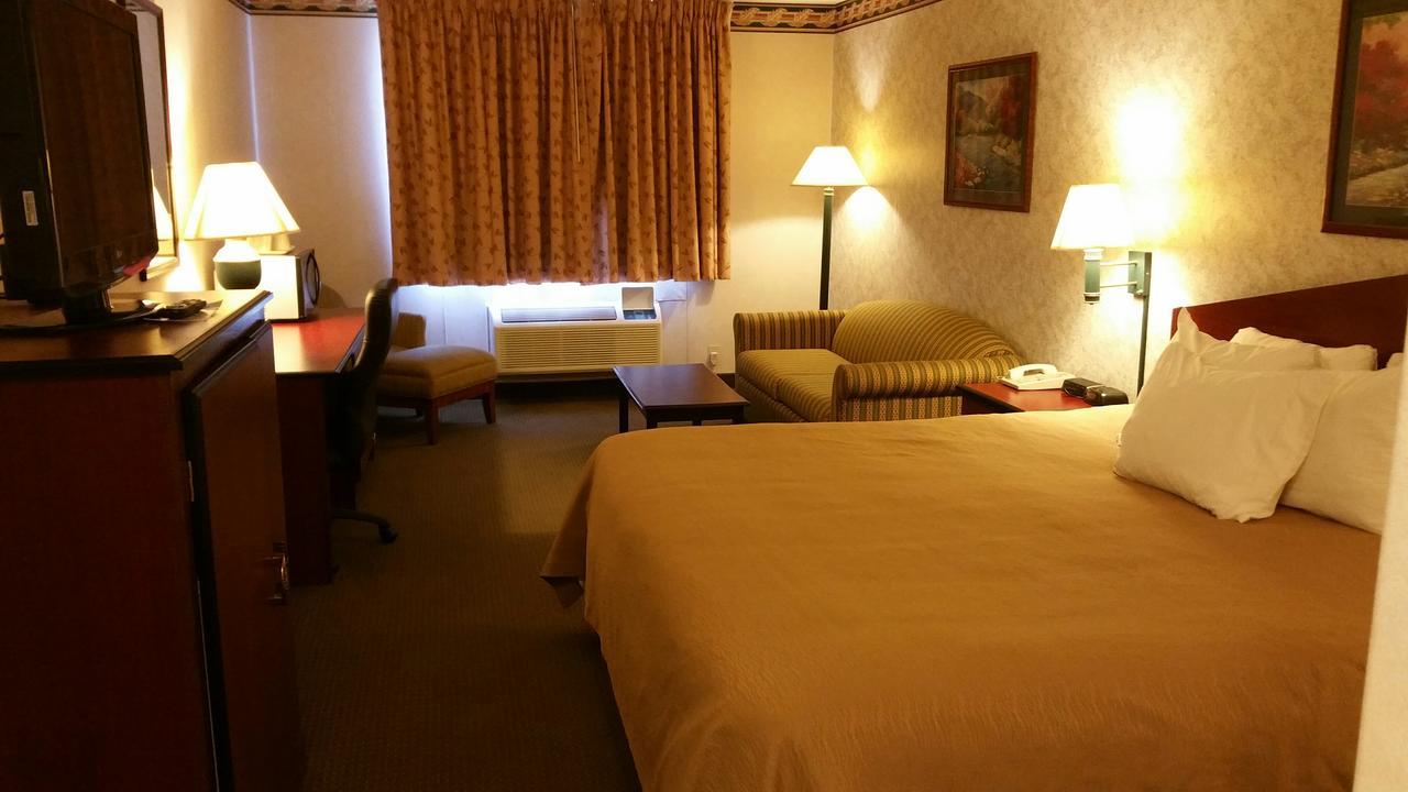Quality Inn Dodge City Eksteriør bilde