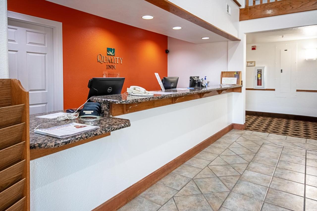 Quality Inn Dodge City Eksteriør bilde